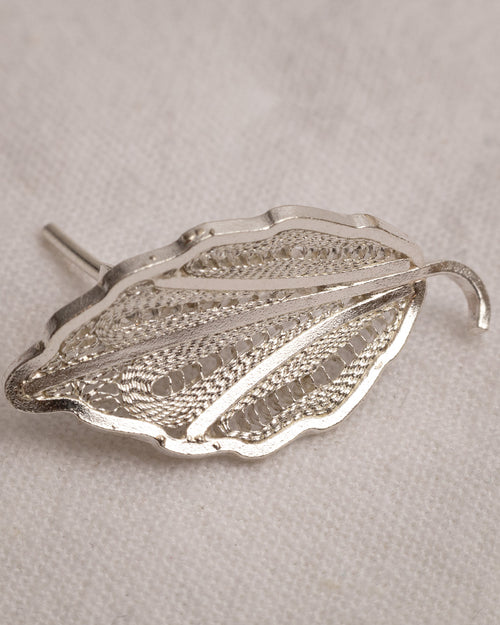 Leaf Filigree Stud Earrings