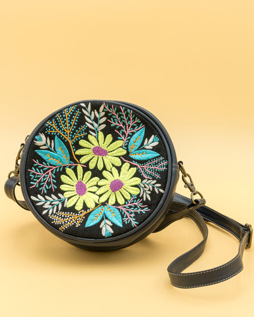 Round Leather Embroidered Purse